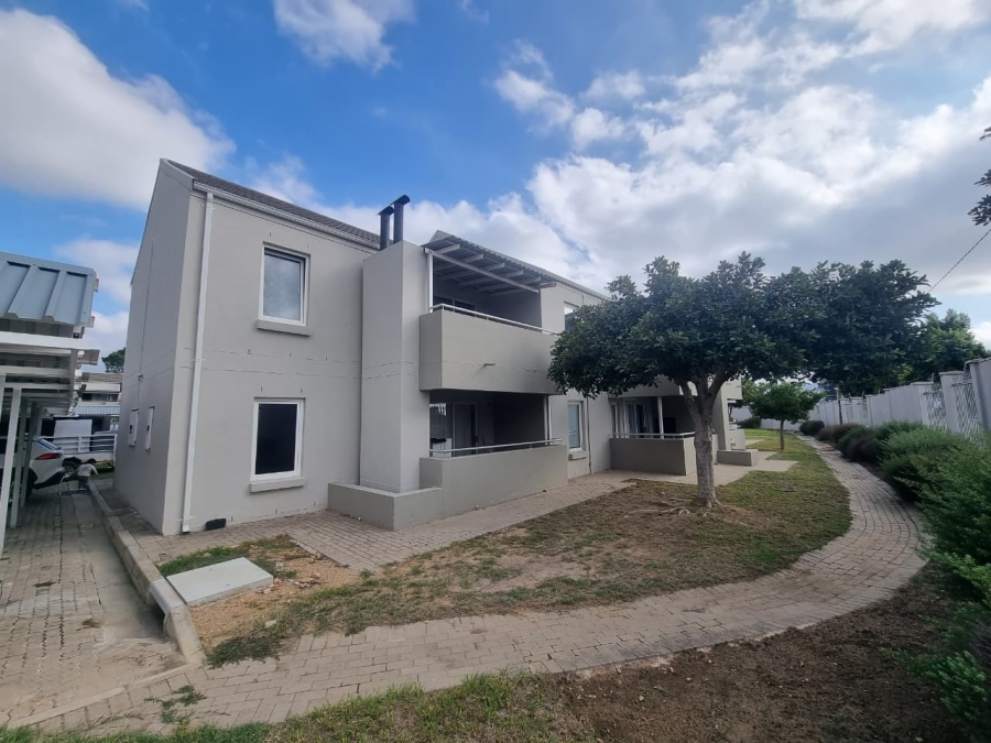 2 Bedroom Property for Sale in Klein Drakenstein Western Cape